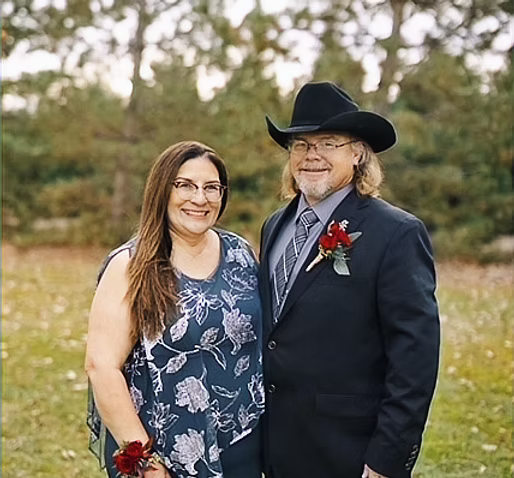 Darwin and Cecilia Kramer - Owners of Circle5K